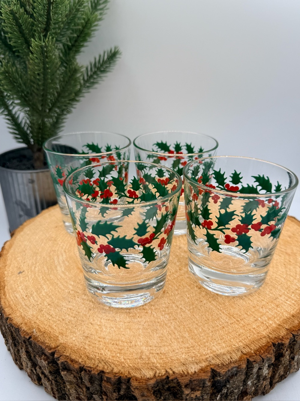 Vintage Christmas Holly & Berry Rocks Glasses Set of 4